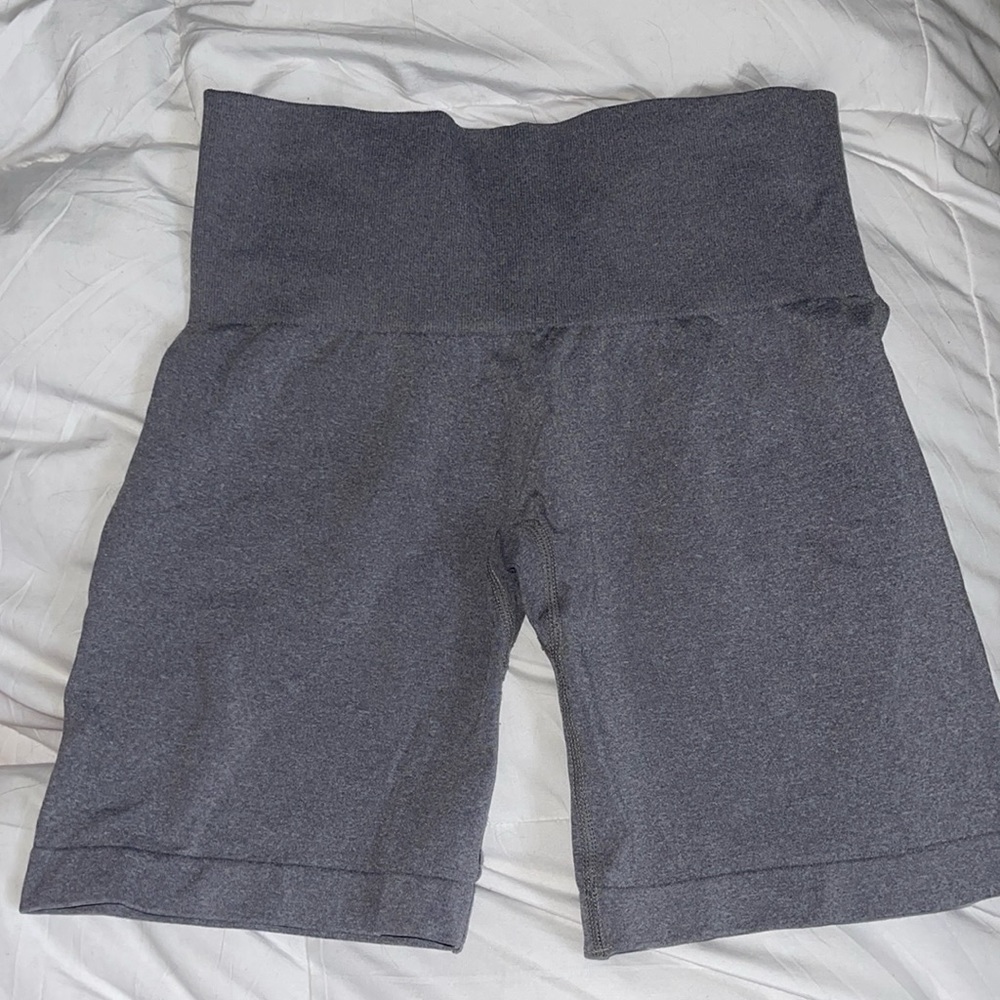 NVGTN grey seamless pro shorts size XS